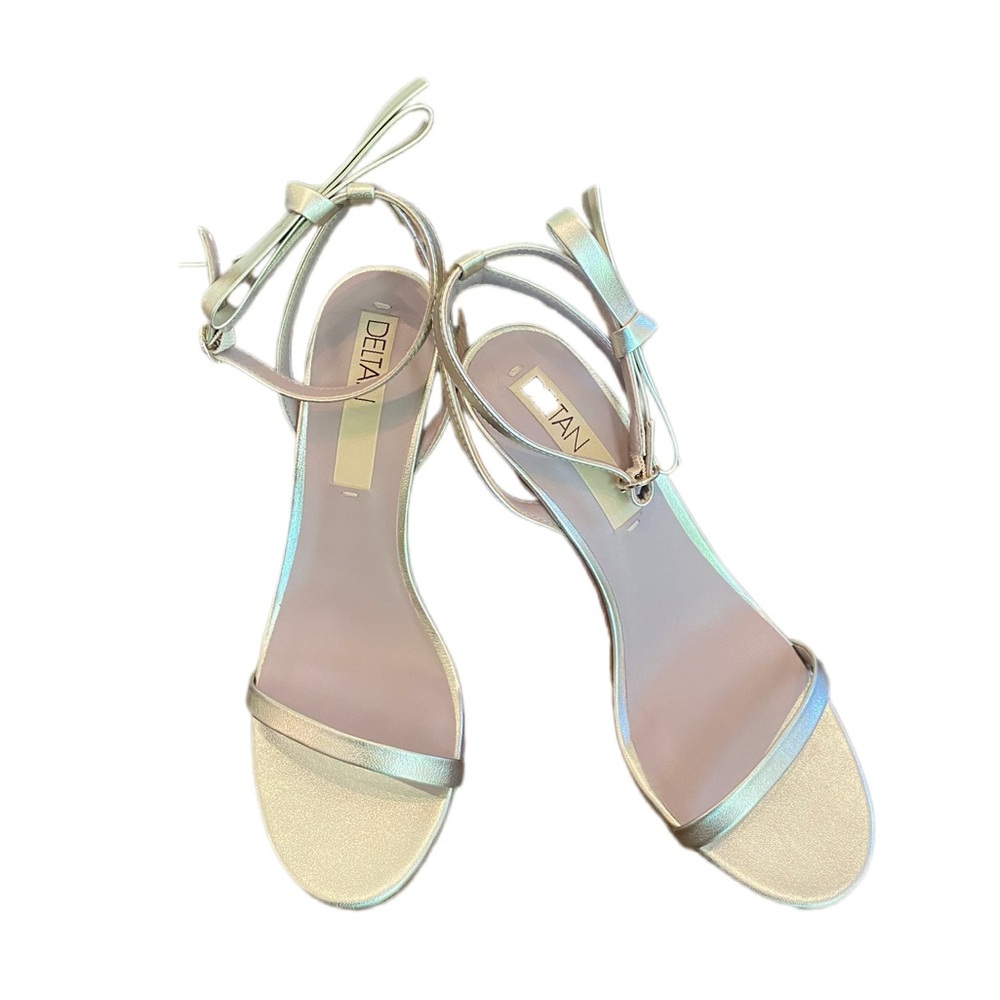 Delta Gold Medium Strappy Heel